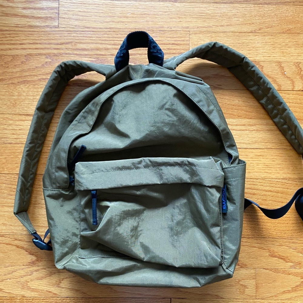 BAGGU Seaweed Medium Backpack
